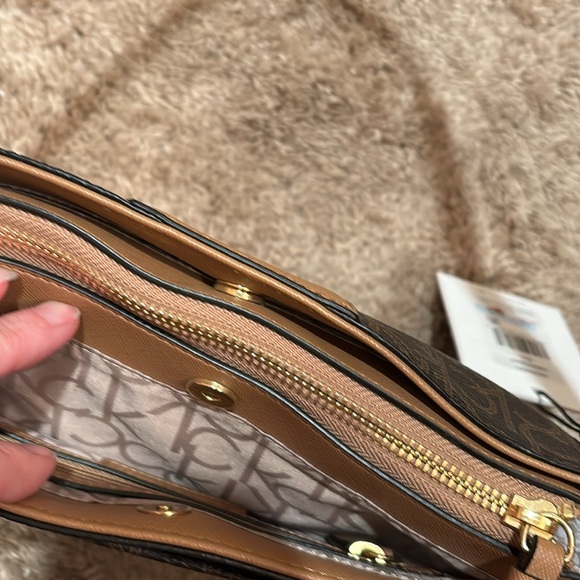 NWT Calvin Klein, shoulder bag, handbag purse, mother’s flowers roses, brown - Picture 8 of 15